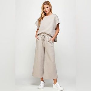 See and Be Seen Textured Set